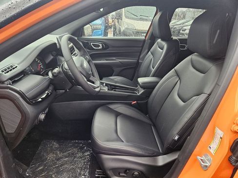 New 2026 Jeep Compass Limited image 12