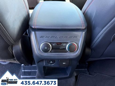 Used 2025 Ford Explorer ST-Line w/ ST-Line Street Pack AWD/4WD image 29