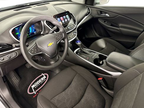 Used 2018 Chevrolet Volt LT image 5