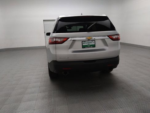 Used 2019 Chevrolet Traverse LS FWD image 6