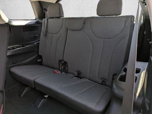 Used 2023 Hyundai Palisade SE w/ Cargo Package FWD image 20