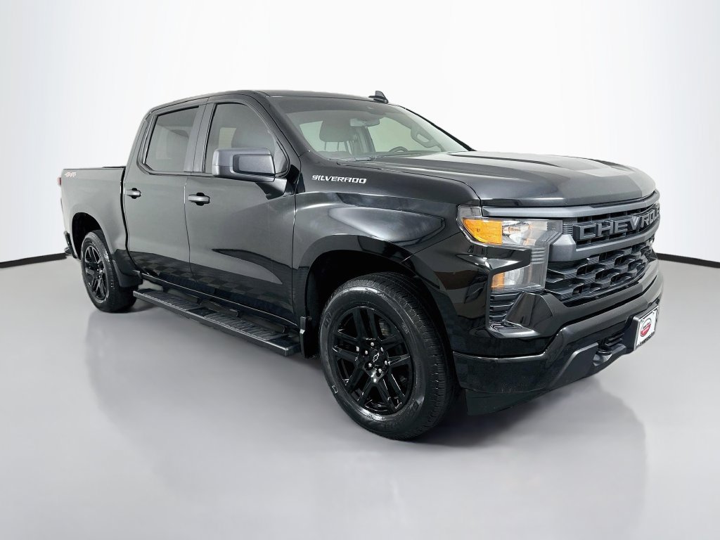 Used 2024 Chevrolet Silverado 1500 Custom AWD/4WD image 3