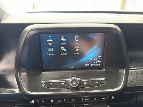 Used 2017 Chevrolet Camaro LT RWD image 8