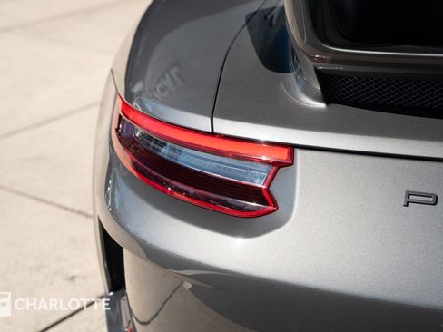 Used 2019 Porsche 911 GT3 image 11