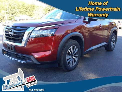 Used 2024 Nissan Pathfinder SL image 8