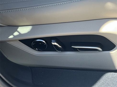 Used 2025 Acura TLX w/ Technology Package image 30