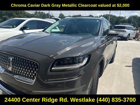 Used 2023 Lincoln Nautilus Black Label AWD/4WD image 3