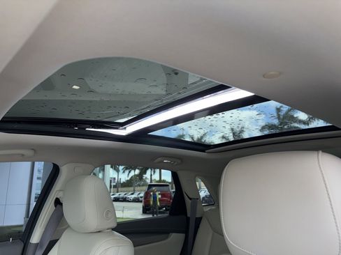 Used 2019 Cadillac XT5 Luxury image 15