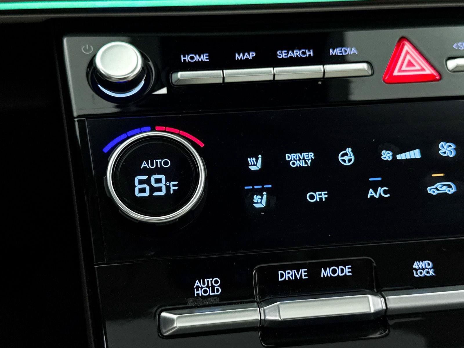 Used 2024 Hyundai Santa Fe Calligraphy AWD/4WD image 24