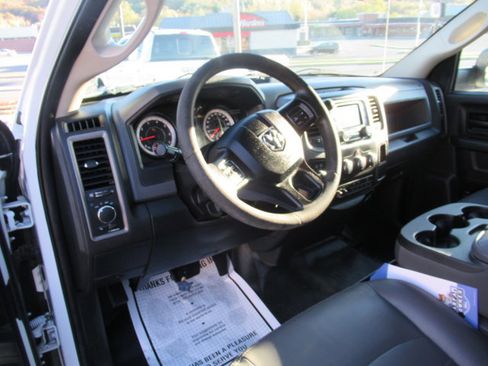 Used 2016 RAM 2500 Tradesman image 12