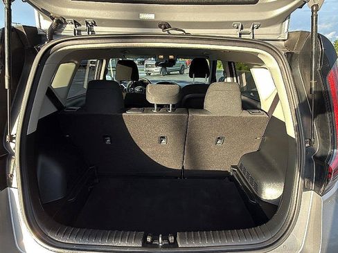 Used 2023 Kia Soul LX w/ Option Group 015 FWD image 18