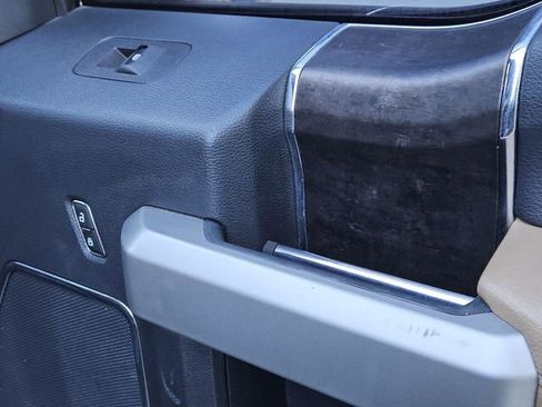 Used 2022 Ford F250 Lariat w/ Lariat Ultimate Package image 36