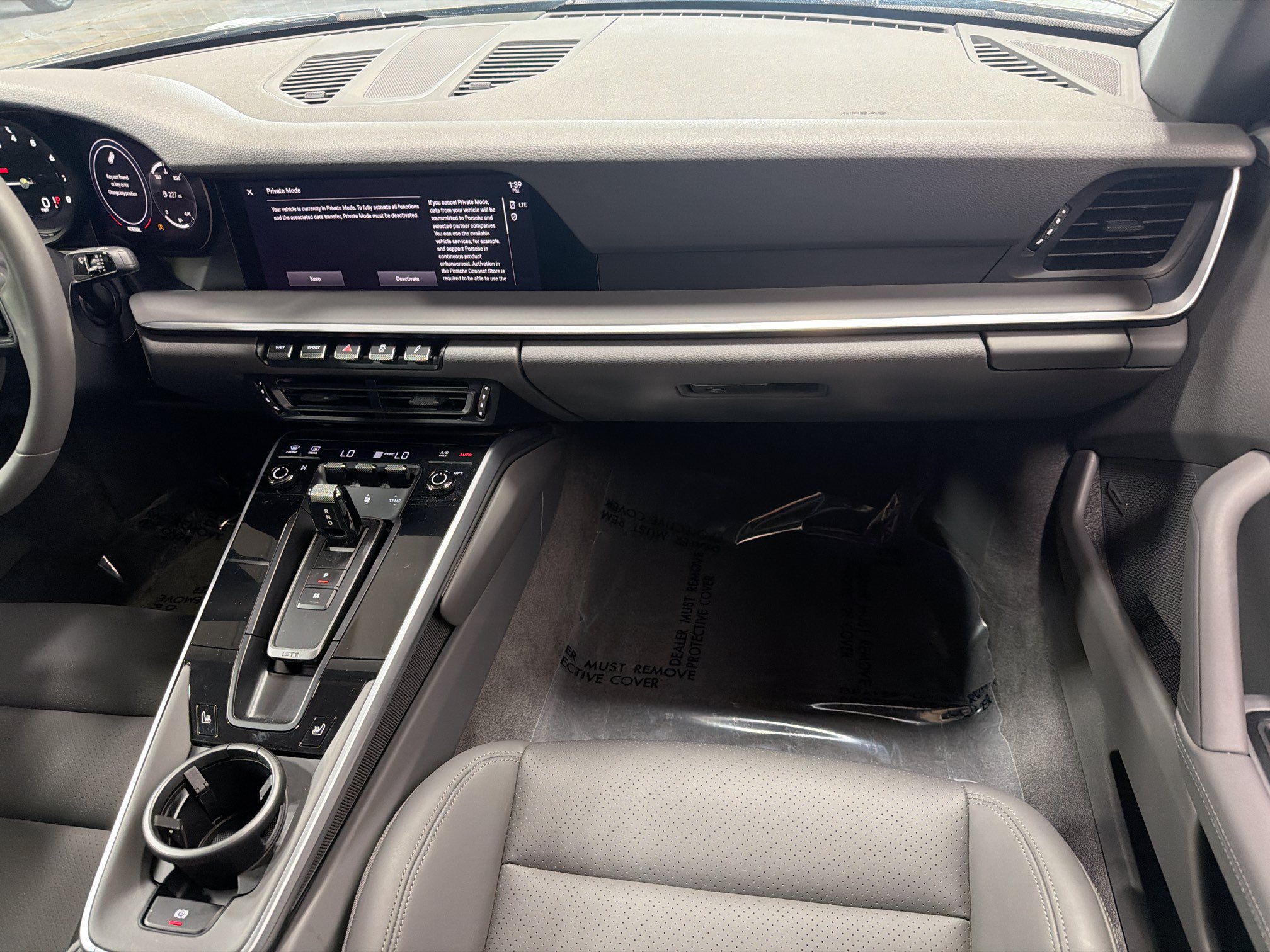 Certified 2024 Porsche 911 Carrera RWD image 17