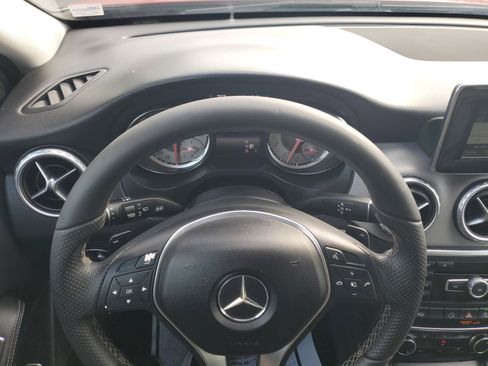 Used 2015 Mercedes-Benz GLA 250 4MATIC image 23