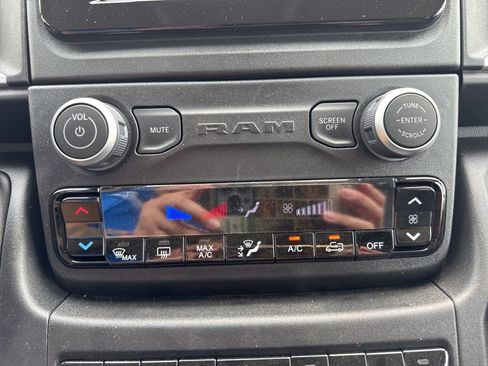 New 2025 RAM ProMaster 3500 w/ Quick Order Package 22G SLT image 27