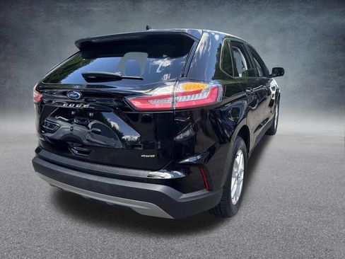 Used 2024 Ford Edge SEL AWD/4WD image 10