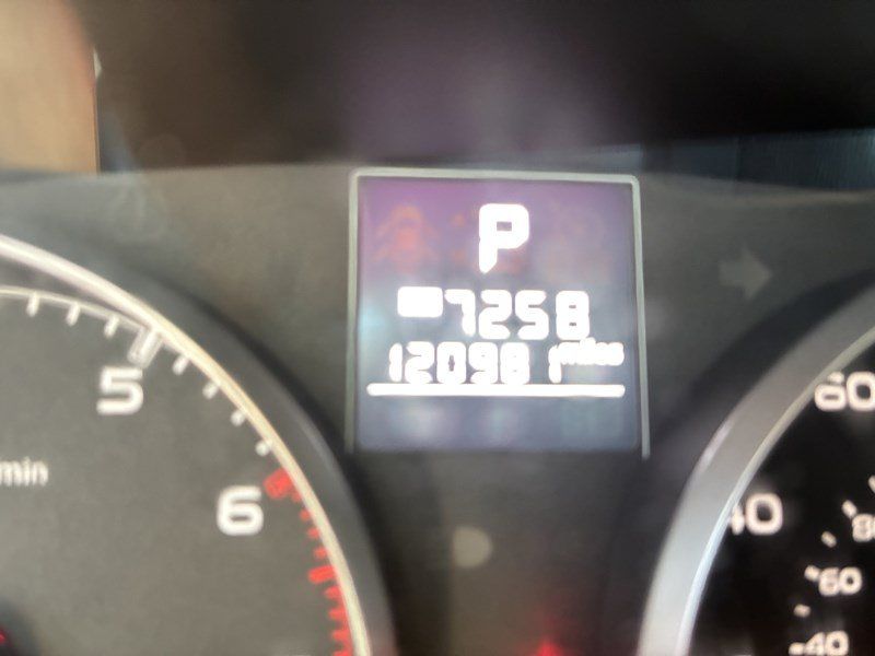 Used 2014 Subaru Outback 2.5i Premium AWD/4WD image 8
