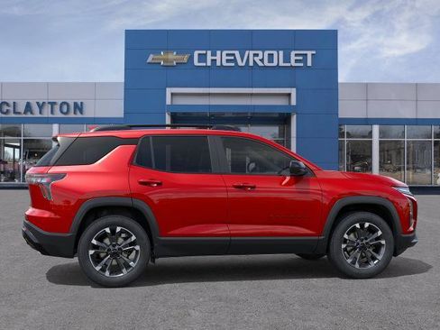 New 2026 Chevrolet Equinox RS w/ Convenience Package III FWD image 25