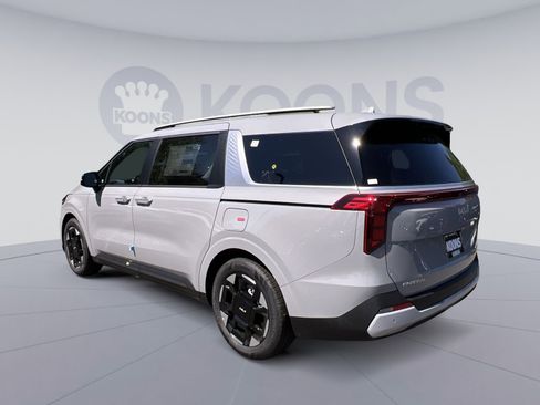 New 2026 Kia Carnival EX FWD image 8