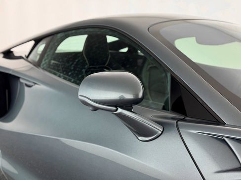 Used 2023 McLaren Artura image 33