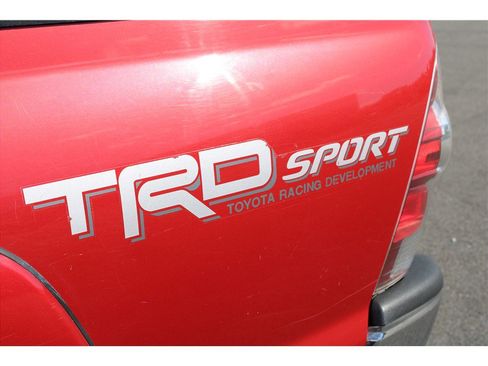 Used 2014 Toyota Tacoma 4x4 Double Cab image 32