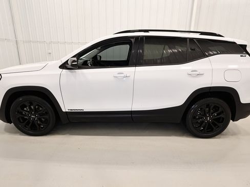 Used 2019 GMC Terrain SLT w/ Preferred Package image 7