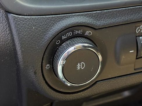 Used 2019 Buick Envision Preferred image 12