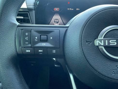 Used 2026 Nissan Kicks SV FWD image 18