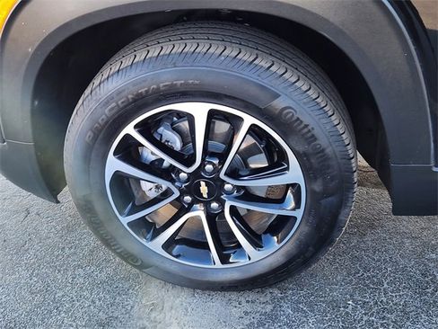 Used 2024 Chevrolet TrailBlazer LT w/ Convenience Package image 10