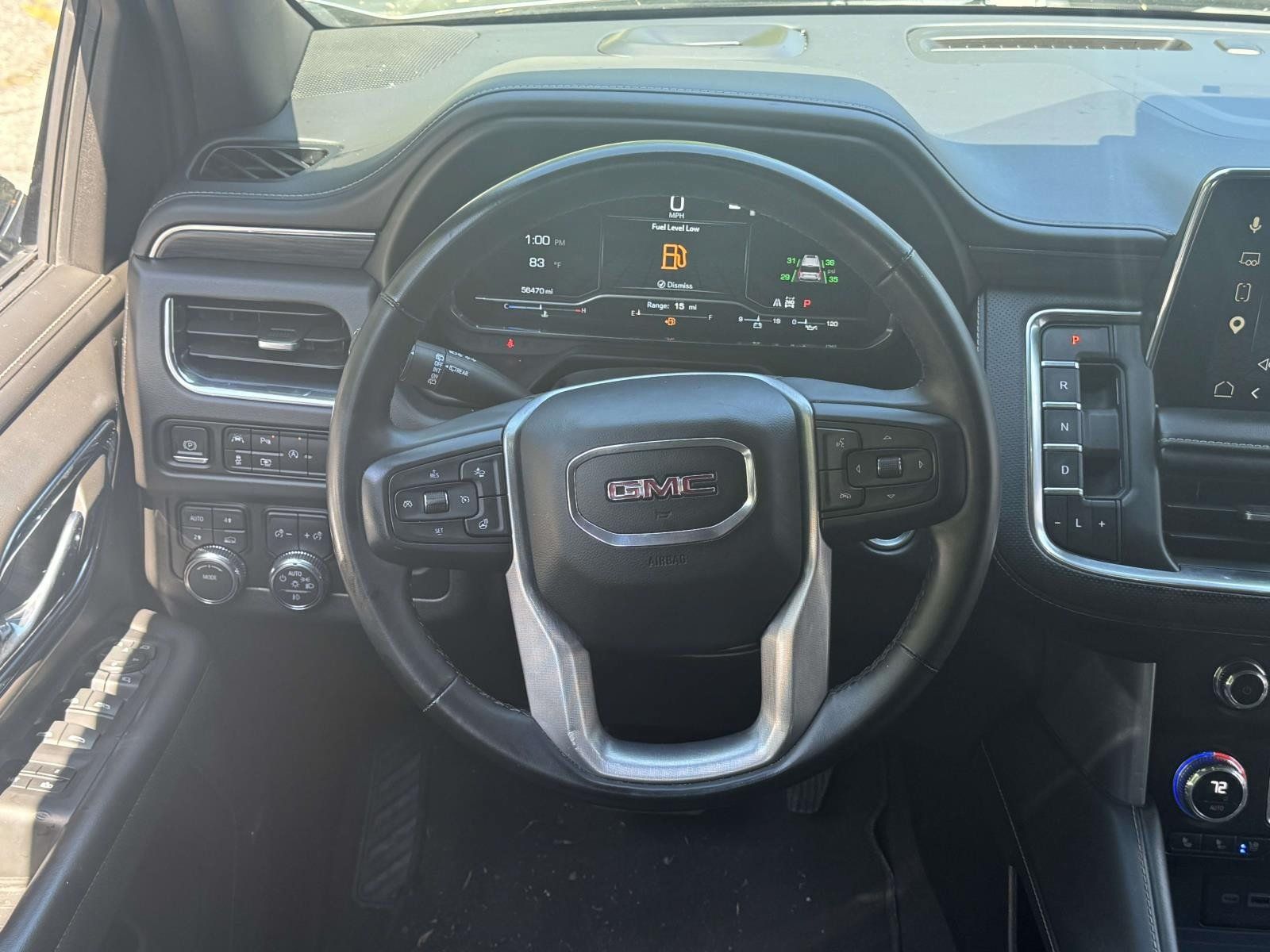 Used 2023 GMC Yukon SLT w/ SLT Premium Package AWD/4WD image 12