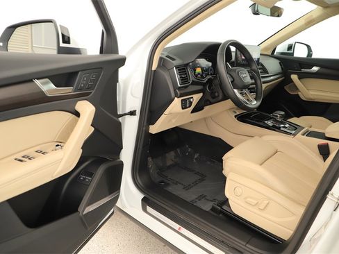 Certified 2023 Audi Q5 e Prestige w/ Prestige Package image 14
