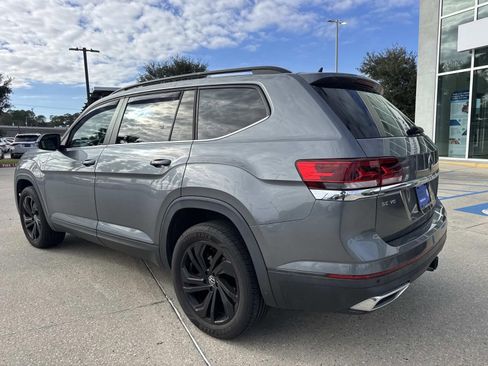 Used 2023 Volkswagen Atlas SE w/ Black Wheel Package image 7