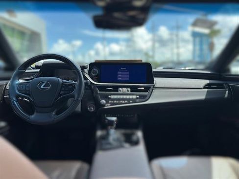 Certified 2024 Lexus ES 350 Ultra Luxury w/ Accessory Package (Z2) FWD image 14