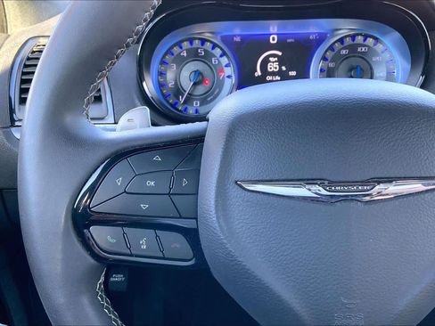 Used 2023 Chrysler 300 S image 23