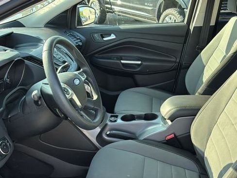 Used 2015 Ford Escape SE FWD image 22
