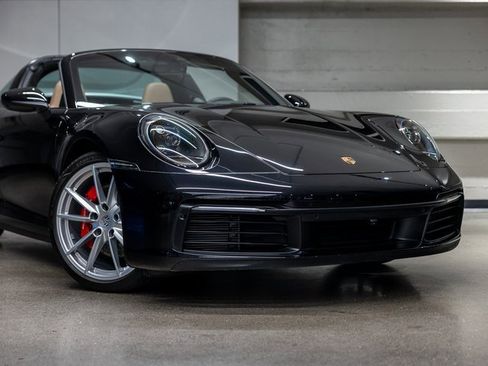Used 2024 Porsche 911 Targa 4S image 15