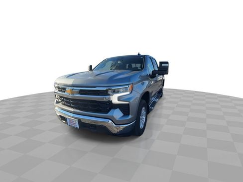 Used 2024 Chevrolet Silverado 1500 LT w/ Convenience Package II image 3
