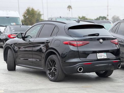 Used 2021 Alfa Romeo Stelvio Sprint w/ Nero Edizione RWD image 3