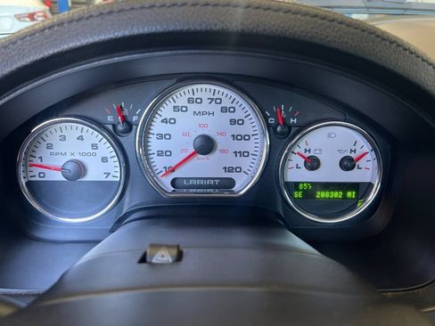 Used 2005 Ford F150 XLT RWD image 48