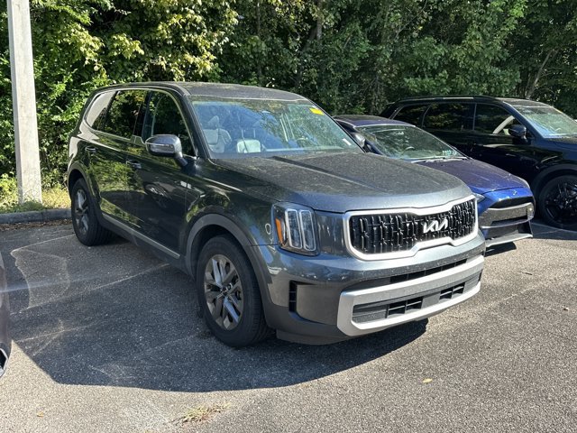 Used 2023 Kia Telluride LX FWD image 1