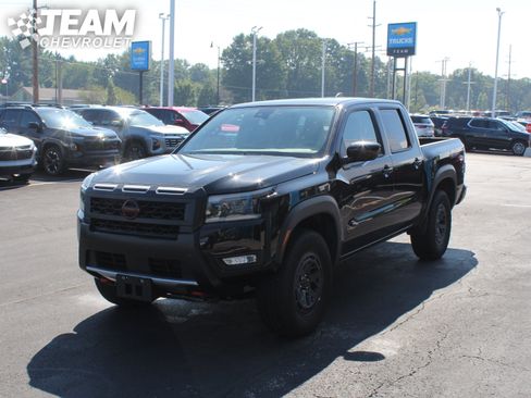 Used 2026 Nissan Frontier PRO-4X AWD/4WD image 8