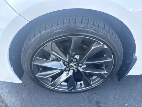 Used 2026 Toyota Corolla SE FWD image 12
