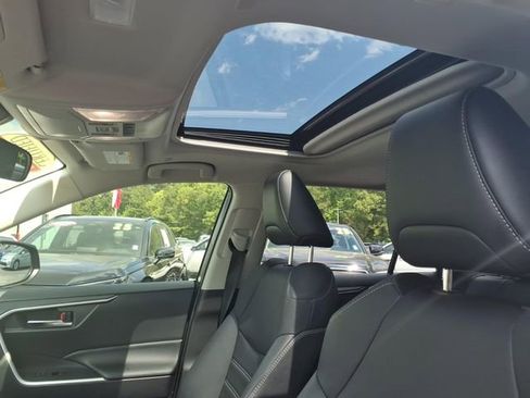 Used 2025 Toyota RAV4 XLE Premium image 16