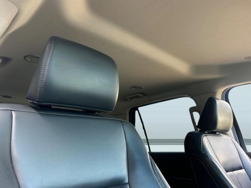 Used 2022 Ford Expedition XLT image 27