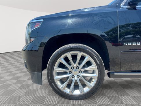 Used 2019 Chevrolet Suburban Premier w/ Premier Plus Edition AWD/4WD image 19