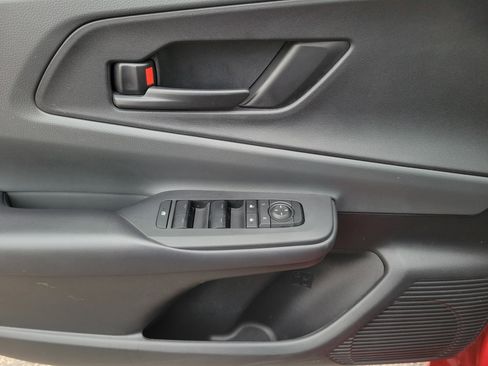 Used 2024 Toyota Prius LE image 16