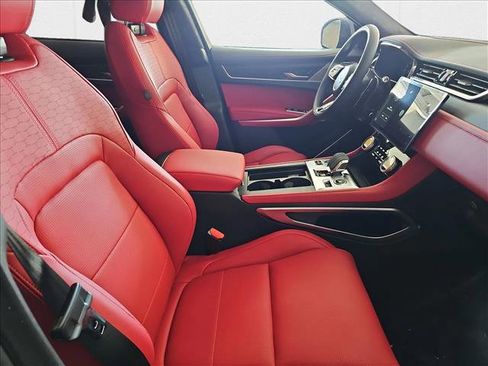 New 2026 Jaguar F-PACE R-Dynamic S image 7