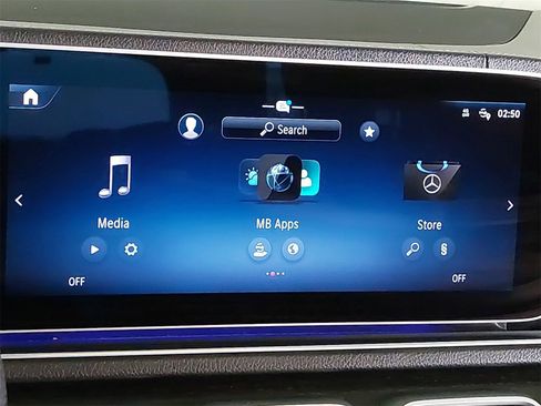 Used 2024 Mercedes-Benz GLS 450 4MATIC image 28