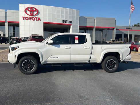 New 2026 Toyota Tacoma TRD Sport image 3