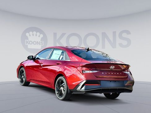 New 2026 Hyundai Elantra SEL Sport image 4
